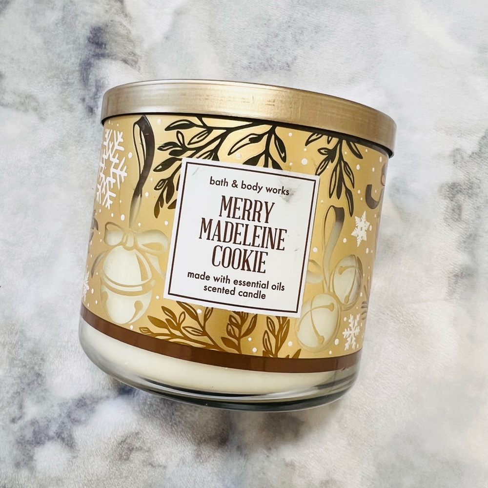 Merry Madeleine Cookie 🍪